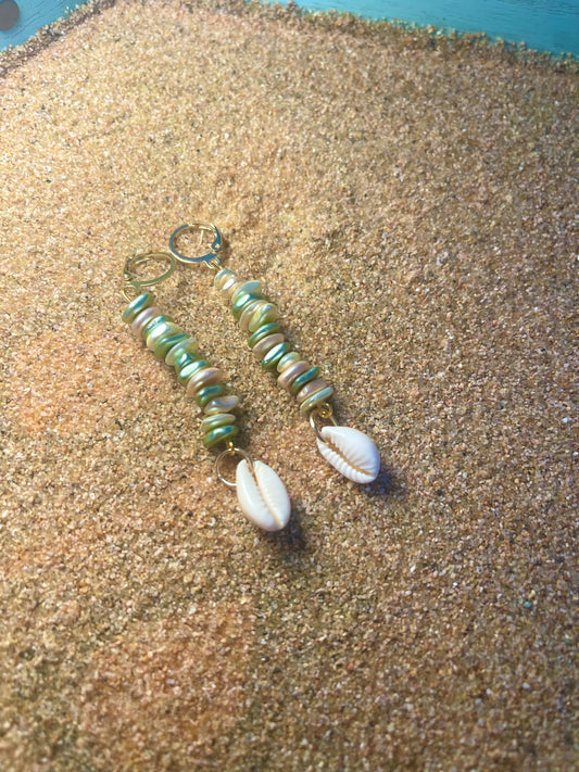 Gold and mixed pearl earrings