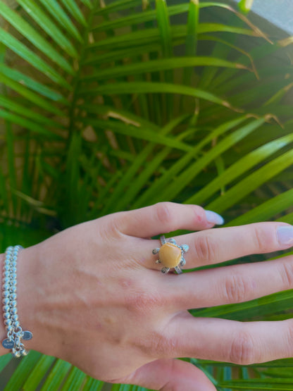 Silver turtle seashell ring