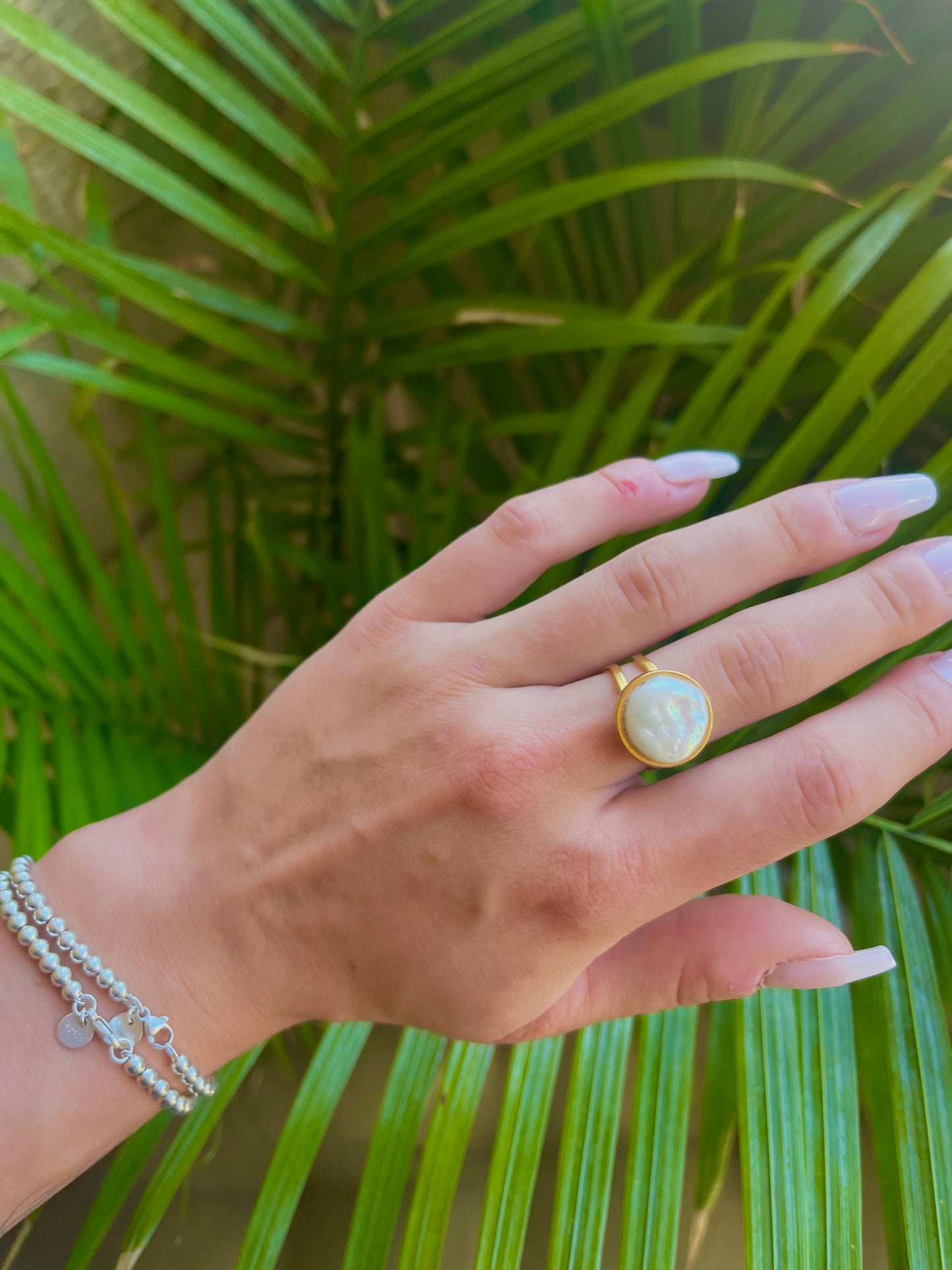 Gold pearl ring